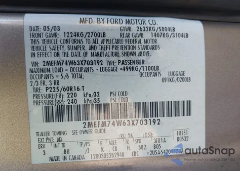 2003 Mercury Grand Marquis Gs z USA, uszkodzony, nr VIN 2MEFM74W63X703192